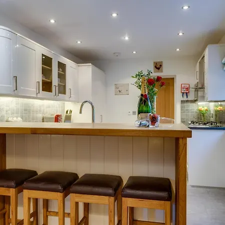 Waterside Holiday home *