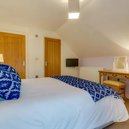 Waterside Holiday home